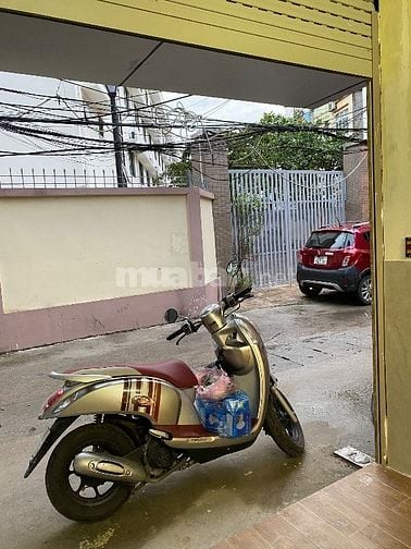 Cho thuê nhà số 118/56 ngõ 214 Nguyễn xiển, mặt ngõ ô tô