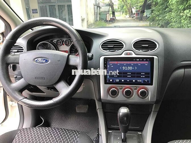 focus 1.8 AT 2013