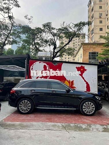 Mercedes Benz GLC 2019 250 4Matic - 46250 km