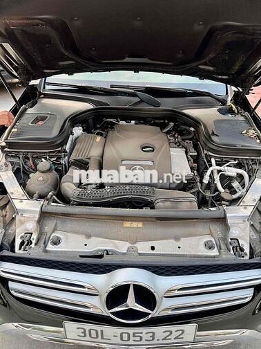 Mercedes Benz GLC 2019 250 4Matic - 46250 km