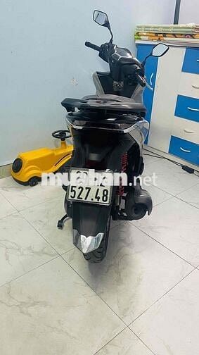 Bán xe chính chủ còn bảo hành hãng. Xe siêu lướt.