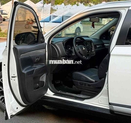 Mitsubishi Outlander  2.0 CVT premium 2020
