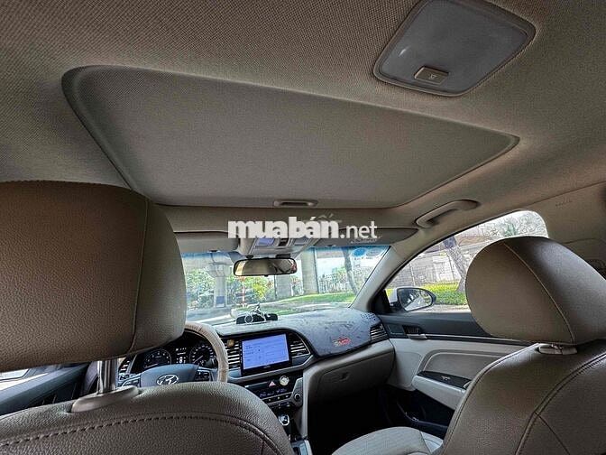 Hyundai Elantra 2018 2.0 AT - 68000 km