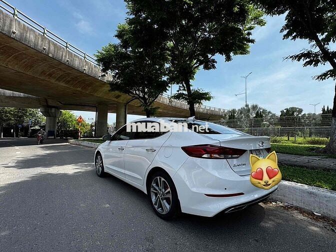 Hyundai Elantra 2018 2.0 AT - 68000 km