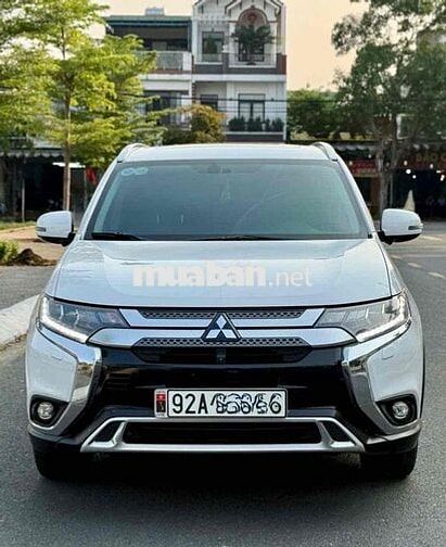 Mitsubishi Outlander  2.0 CVT premium 2020