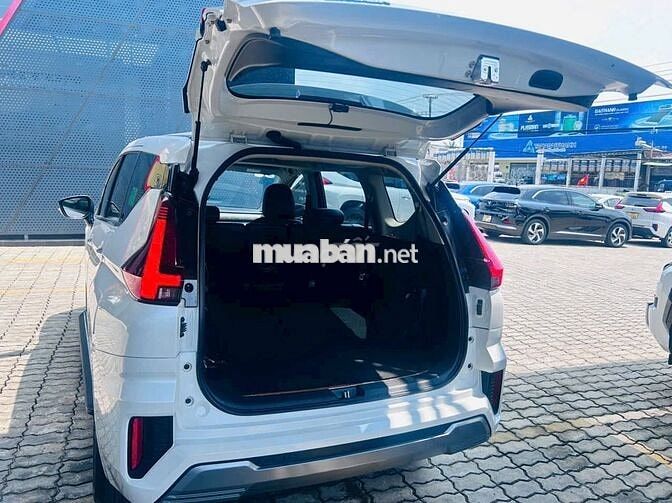 Xpander Premium 2022 Trắng - Xe Gia Đình - Đi ít