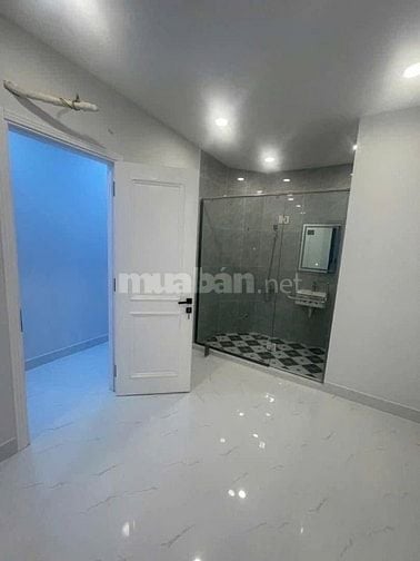 Bán Nhà 4,1x36,5m. MT Âu Dương Lân P3Q8