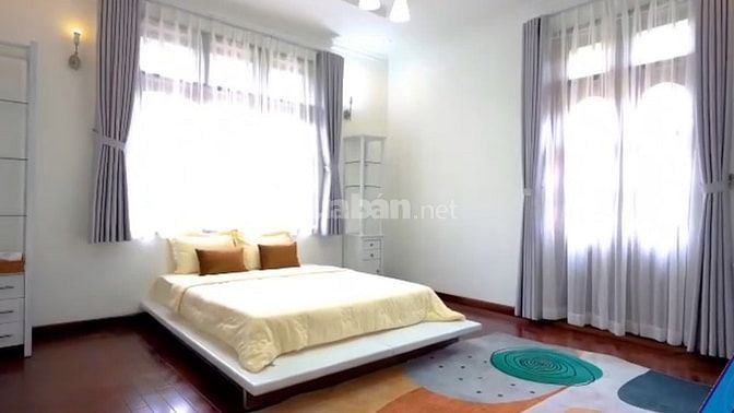 Bán biệt thự An Phú, MT Đường Số 1, đường 12m, DT 700m2, 3 tầng, 9PN