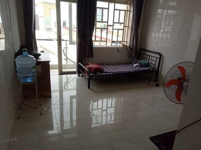 Còn 1 phòng mới máy lạnh, đẹp Như khách sạn gần Quang Trung phan Huy 