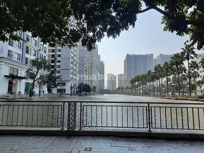 Em có 20 căn 2PN& 3PN cần bán, thuộc khu đô thị  Vinhomes Times Cit