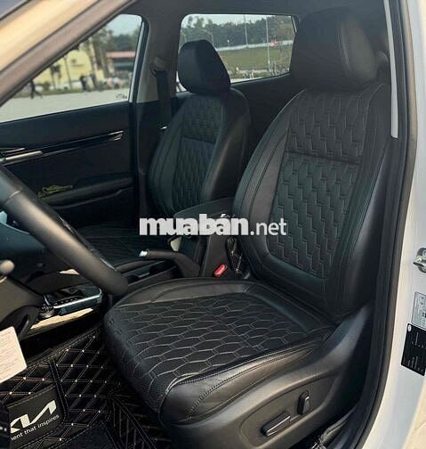 Kia Seltos 2023 1.4 Turbo Luxury - 32000 km