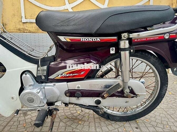 Honda dream II nhập thái lan