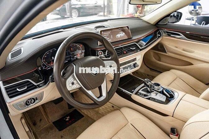 BMW 7 Series 202***0 km