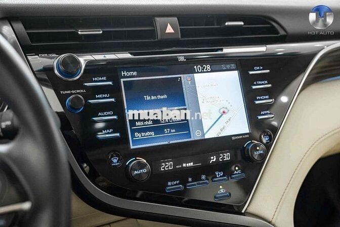 Toyota Camry 2021 2.5Q - 32000 km