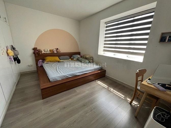 C/c Đặng văn Ngữ,Phú Nhuận: 81m2, 2p ngủ, 2wc,Nt, 13tr/th
