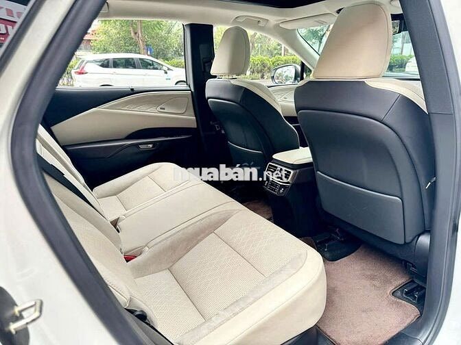 Lexus RX 2023 350 Luxury - 20000 km