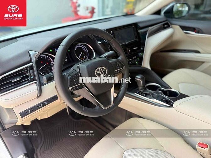 Toyota Camry 2022 2.0 G - 28.000 km siêu lướt