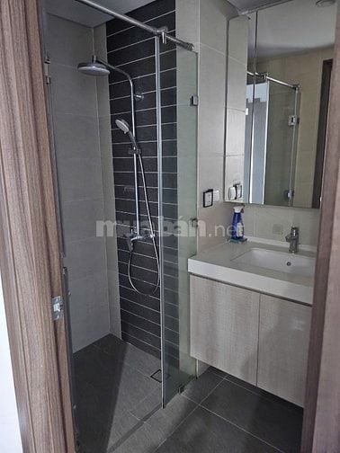 Cho thuê căn hộ Toà Orchid 1 HaDo Centrosa Garden quận 10, 86m2