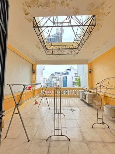 NHÀ 4 TẦNG 77M2 PHÂN LÔ OTO - GẦN PHỐ - TAM KHƯƠNG - CHÙA BỘC- ĐỐNG ĐA