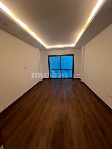  Bán Nhà Mới Kẻ Tạnh,Giang Biên 30m²,6Tầng,Ngõ Rộng Thoáng