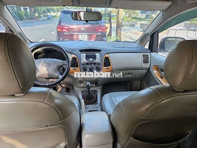 Toyota Innova 2009 G - 295000 km