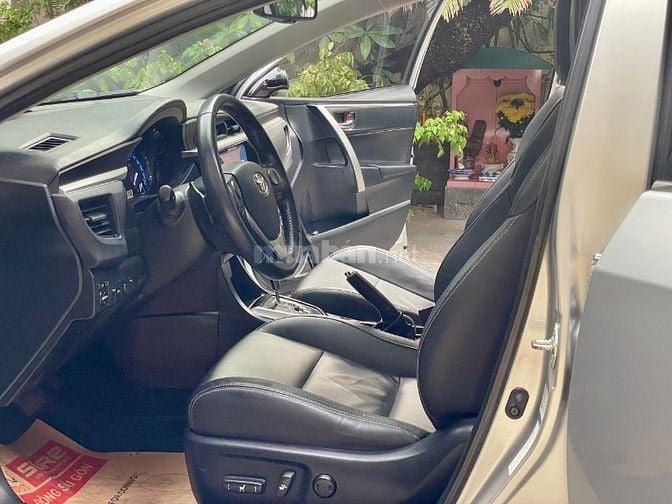 Toyota Corolla Altis 2014 2.0V - Nhiều đồ chơi