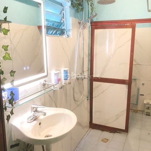 Phòng trọ rẻ nhất, cách viện 108 khoảng 100m