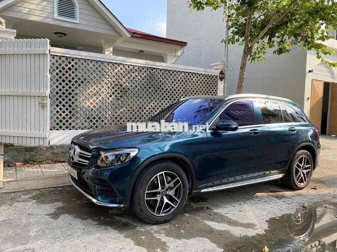 Mercedes Benz GLC 2018 300 4MATIC - 75000 km