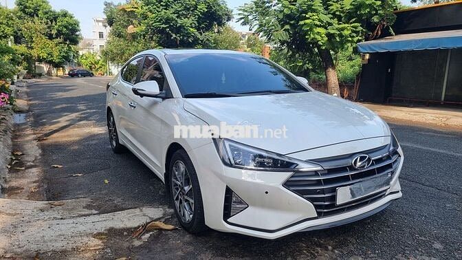 Hyundai Elantra 2021 2.0 AT - 6600 km