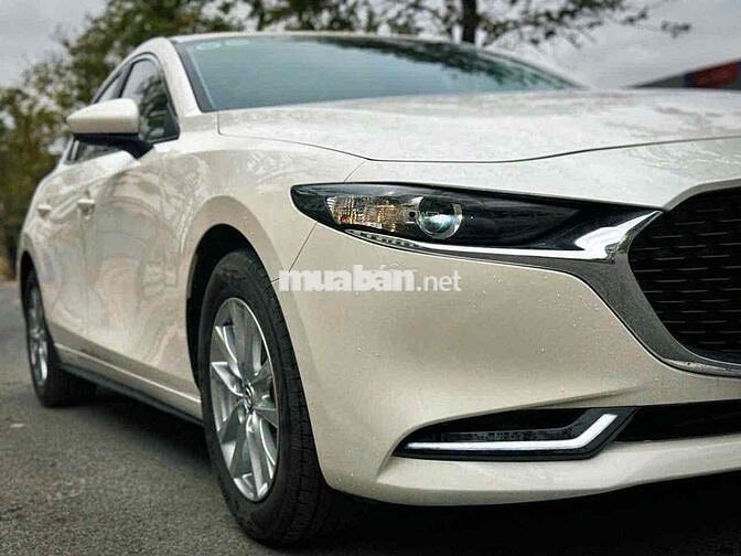 Mazda 3 2024 1.5L Luxury - 19000 km