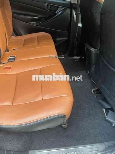 Toyota Innova 2016 2.0E - 98000 km