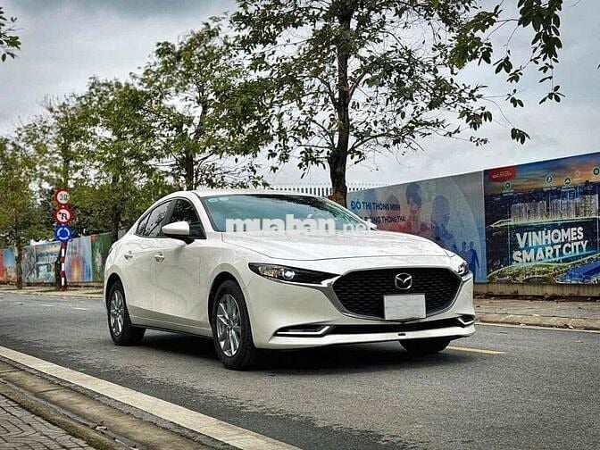 Mazda 3 2024 1.5L Luxury - 19000 km