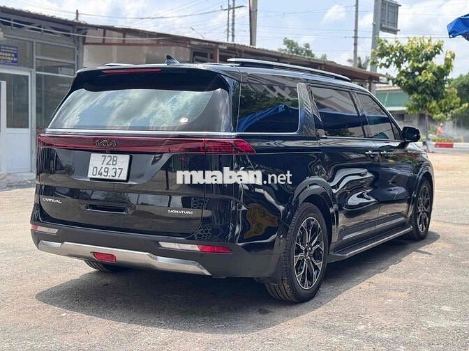 Kia Carnival 2022 2.2D Signature 7 ghế