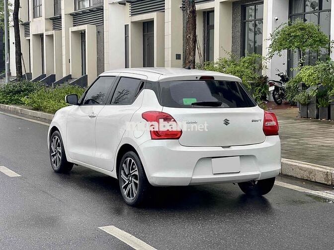 Suzuki Swift 2021 GLX 1.2 AT - 26000 km