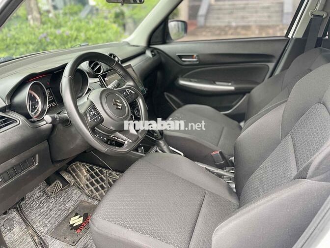 Suzuki Swift 2021 GLX 1.2 AT - 26000 km