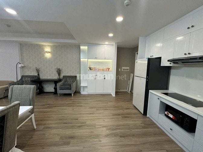 Bán căn hộ Indochina, số 4 Nguyễn Đình Chiểu, Q1, dt 76m2, 5,7 tỷ.