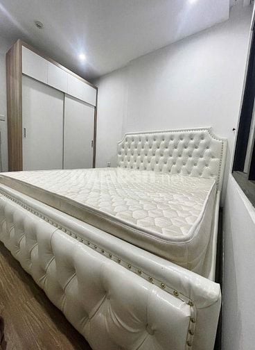 Cho thuê căn hộ 1PN+ / Nội thất cơ bản đầy đủ