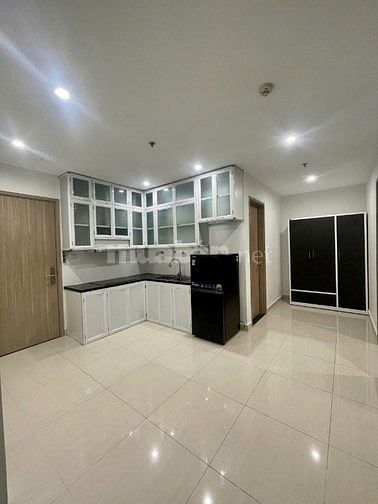 Cho thuê căn hộ 1PN+ / Nội thất cơ bản đầy đủ