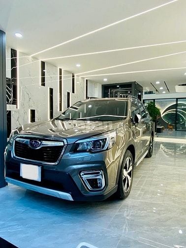 Siêu phẩm 4 Lầu THANG MÁY CAO CẤP xe hơi trong nhà Đường Số 3, P8, Q.G