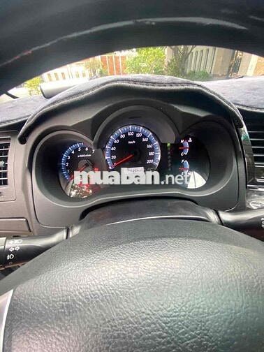 Toyota Fortuner 2015 2.7V 4x4 AT