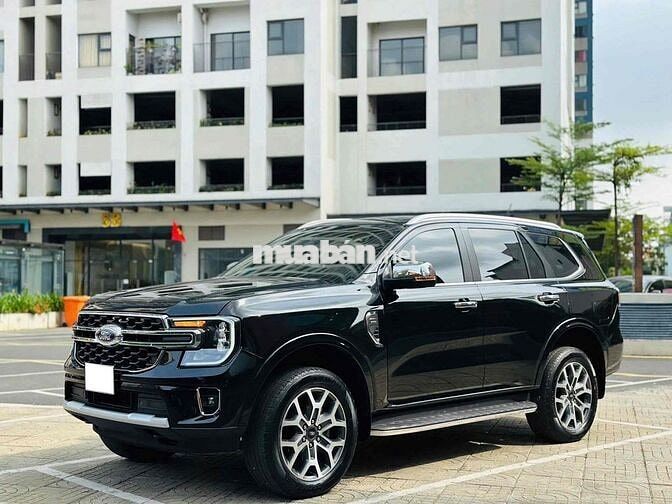 Everest 2022 Titanium 2.0L AT 4x2
