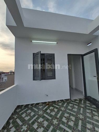 Bán Nhà MT phạm thế hiển P7Q8 nhà vuông vức 