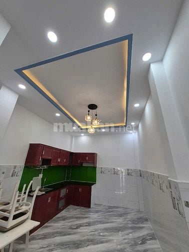 Bán Nhà MT phạm thế hiển P7Q8 nhà vuông vức 