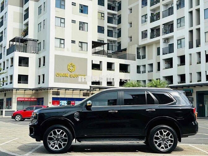 Everest 2022 Titanium 2.0L AT 4x2
