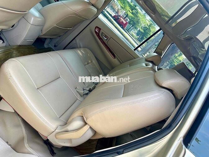 Toyota Innova 2008 G - 176000 km