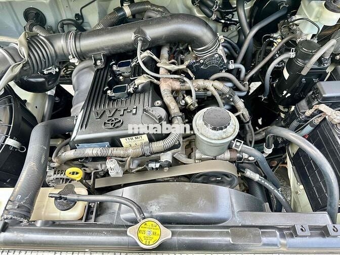 Toyota Innova 2008 G - 176000 km
