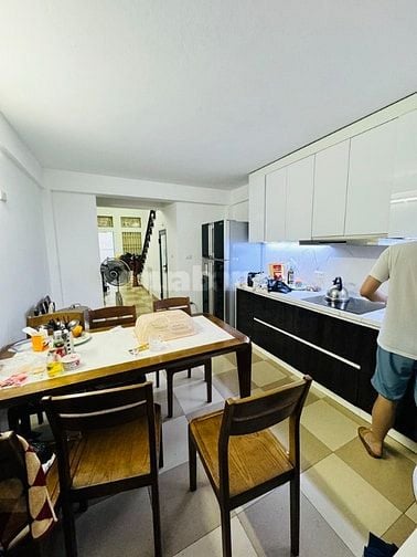 Cần bán nhà 50m2 X 4 tầng Ngọc Thụy - oto đỗ cổng - 4 ngủ khép kín