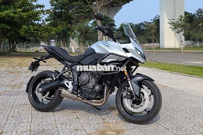 Triumph Tiger 660 Bạc 2022 (Người dùng bán)