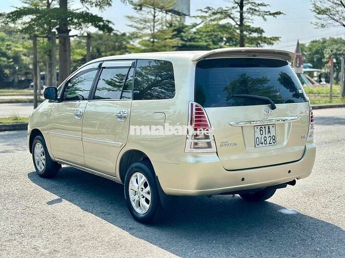 Toyota Innova 2008 G - 176000 km
