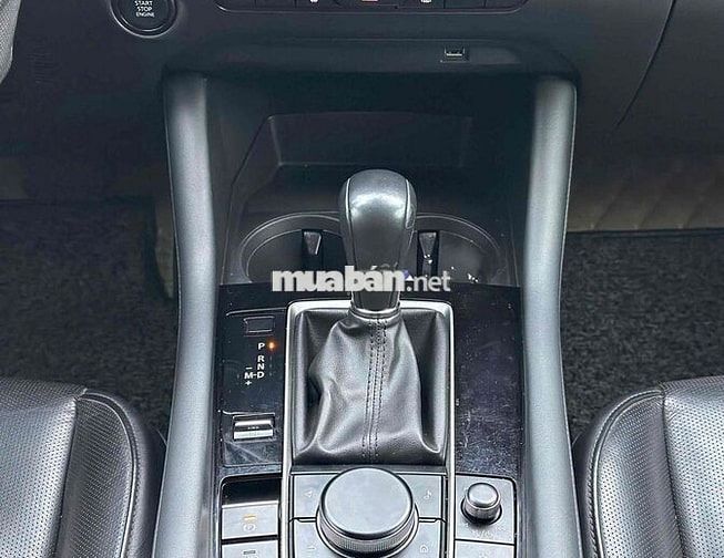 Mazda 3 2022 1.5L Luxury - 50000 km